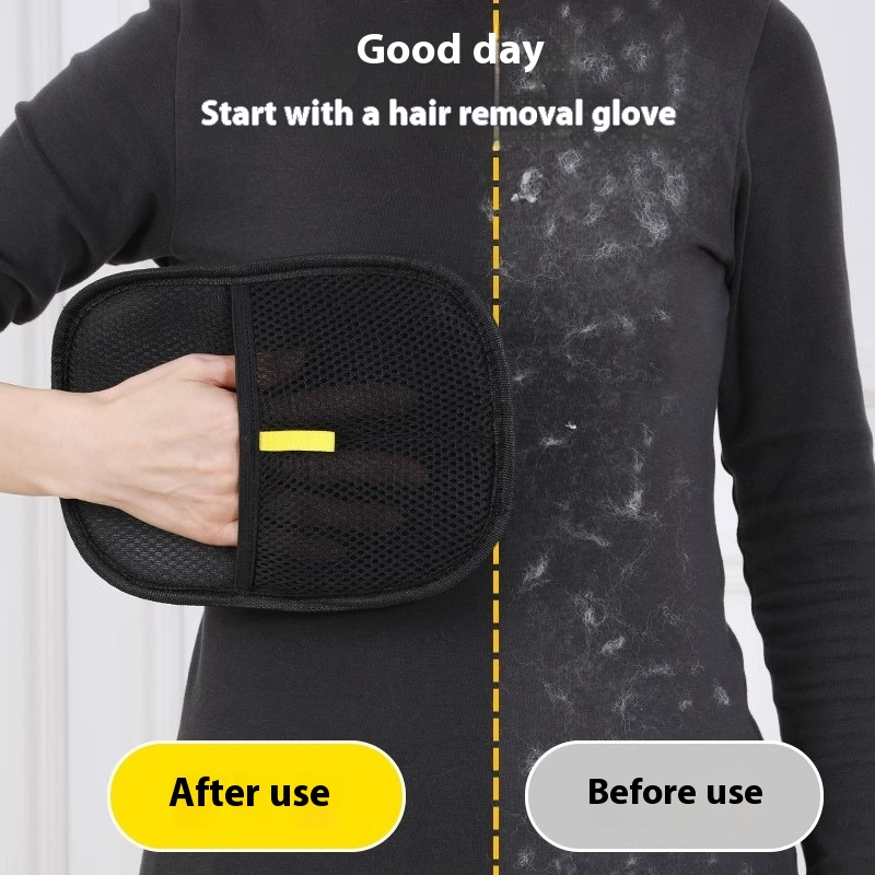 Dual-sided pet hair mitt product detail.